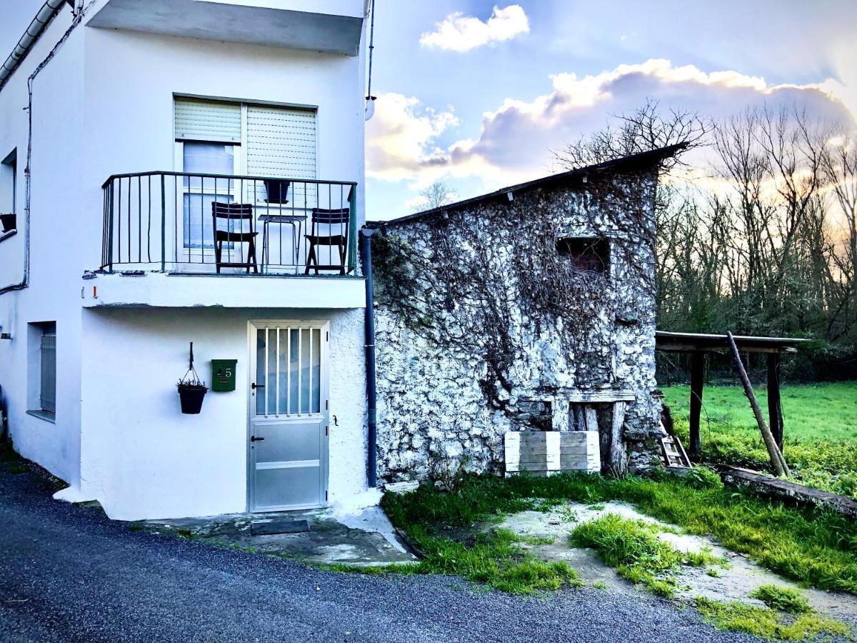 Casita Junto Al Rio En Un Entorno Natural Holiday home *